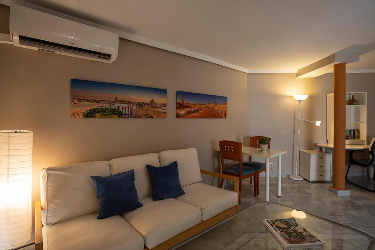 Francos 3 Sevilla Urban Apartment Exterior photo